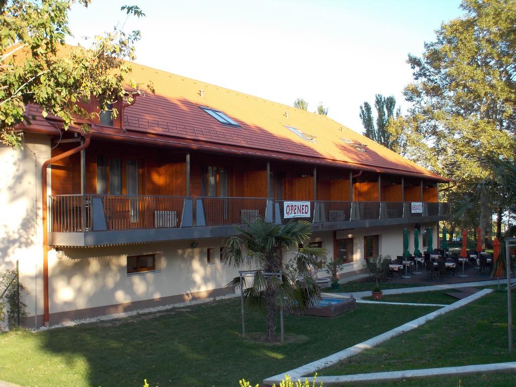 Hotel Halaszkert Badacsony Badacsonytomaj Dış mekan fotoğraf