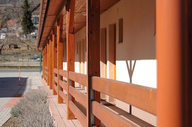 Hotel Halaszkert Badacsony Badacsonytomaj Dış mekan fotoğraf