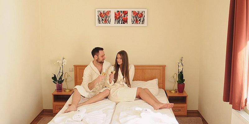 Hotel Halaszkert Badacsony Badacsonytomaj Dış mekan fotoğraf