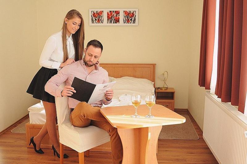 Hotel Halaszkert Badacsony Badacsonytomaj Dış mekan fotoğraf