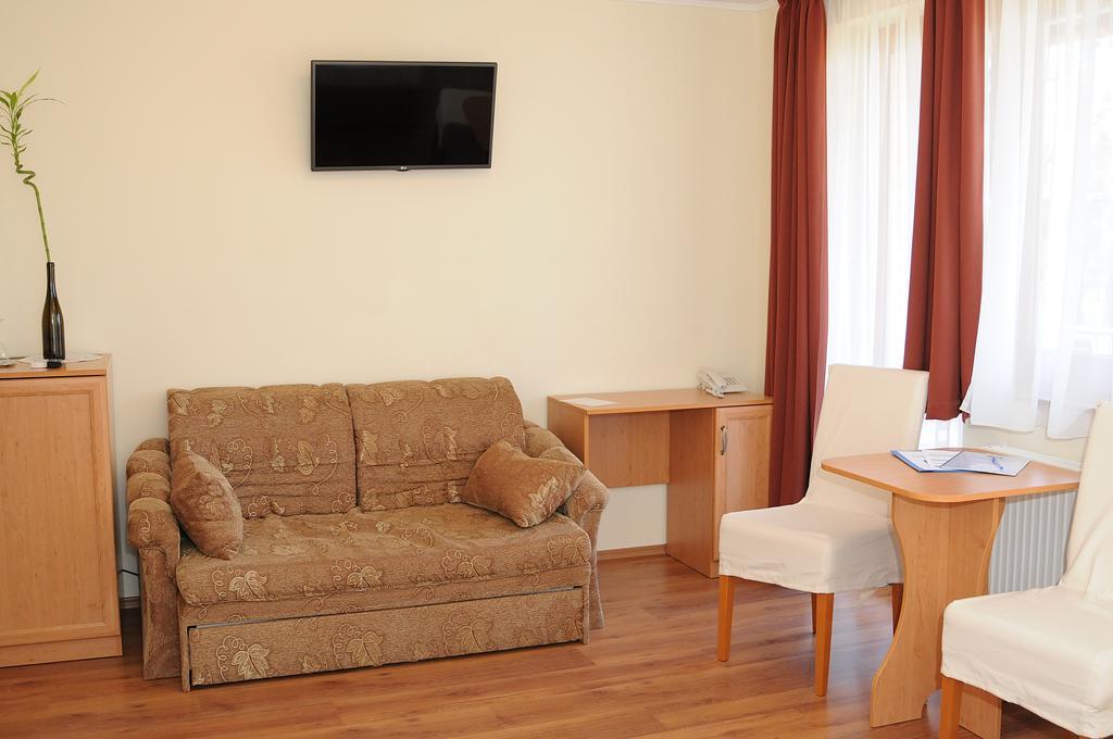 Hotel Halaszkert Badacsony Badacsonytomaj Dış mekan fotoğraf